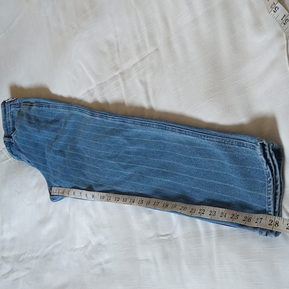 Hollister striped ultra high rise mom jeans size 27 - Picture 11 of 16